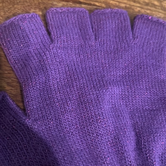 Big kids or adults one size mittens hand gloves with open finger purple metallic - Picture 5 of 7